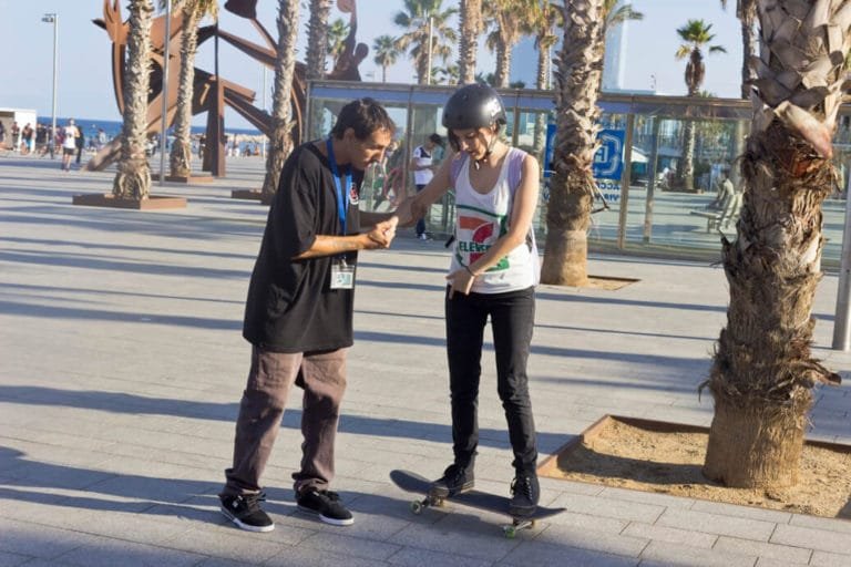 Clases de skate promocionales en Boardriders Barceloneta