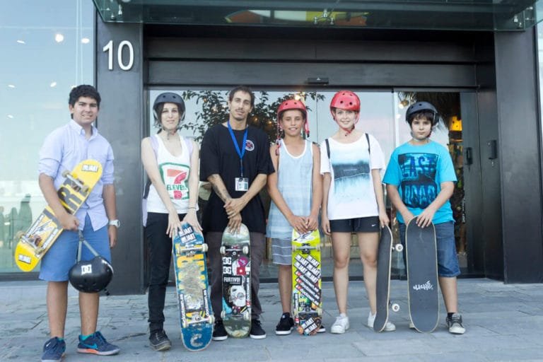 Clases de skate promocionales en Boardriders Barceloneta