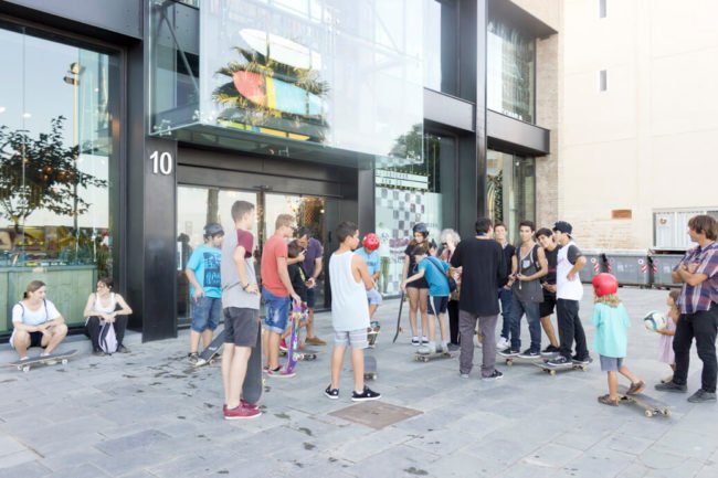 Clases de skate promocionales en Boardriders Barceloneta