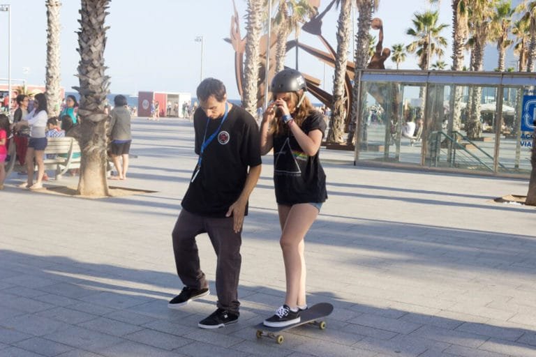 Clases de skate promocionales en Boardriders Barceloneta